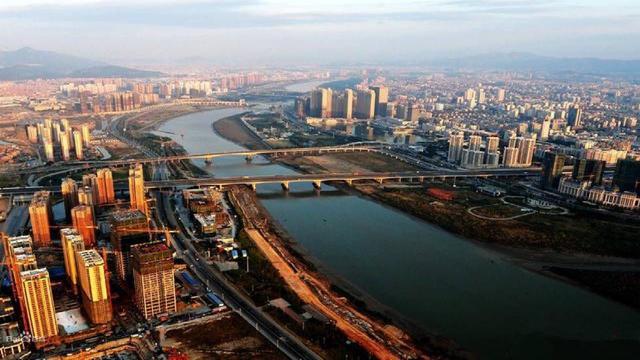 福建盛情款待，尊敬的嘉宾与朋友们