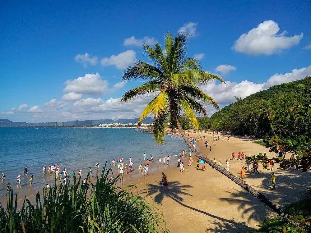 南海翡翠，海南的风情散文之旅